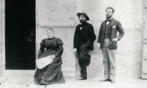 Francis Jammes entre sa mère et Charles Guérin en 1898 / Fonds Association F. Jammes Orthez Francis Jammes entre sa mère et Charles Guérin en 1898 / Fonds Association F. Jammes Orthez