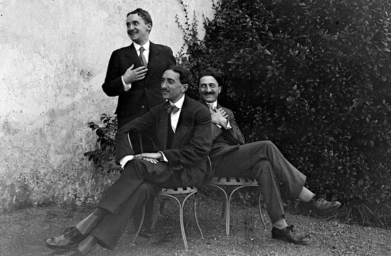 François Mauriac et André Lafon assis, Martial Piéchaud debout. / Archives - Centre François Mauriac de Malagar