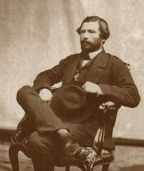 Portrait du Commandant Armstrong / Fonds Association F. Jammes, Orthez Portrait du Commandant Armstrong/ Fonds Association F. Jammes, Orthez