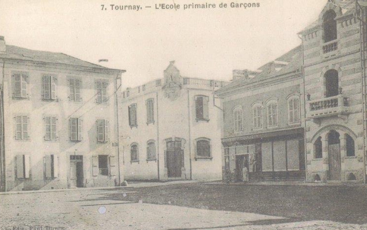 Tournay : École primaire de garçons Tournay : École primaire de garçons